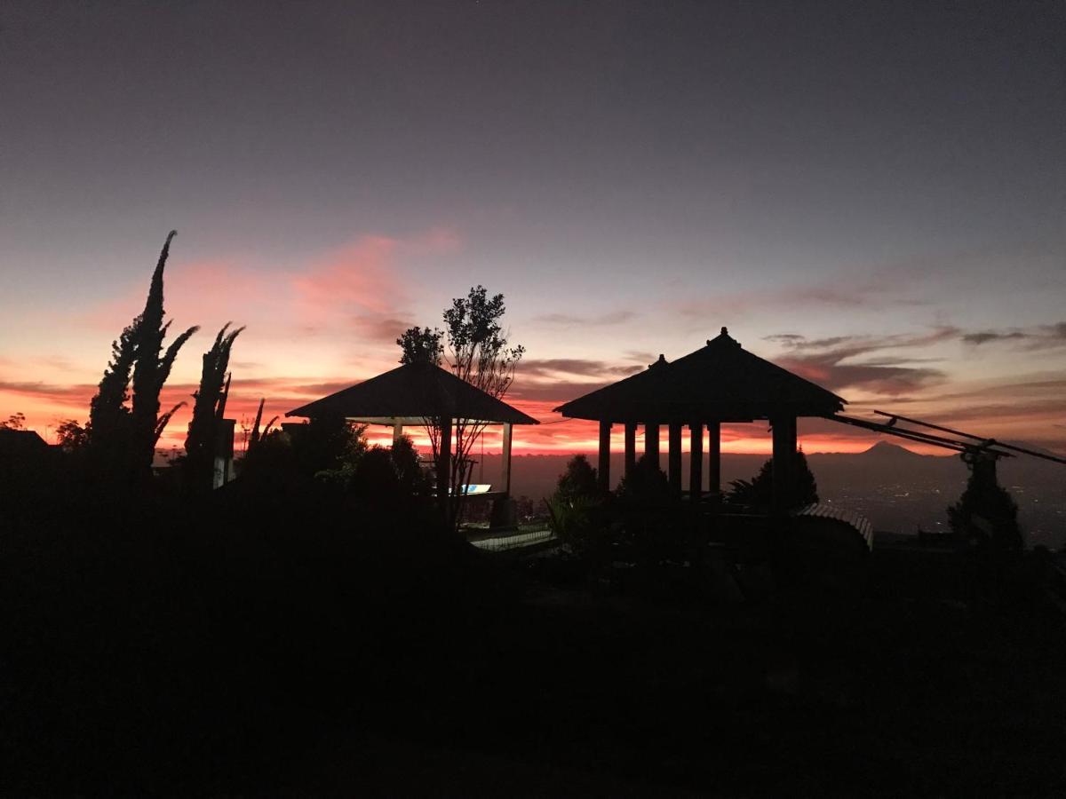 De Villa Cetho Karanganyar  Luaran gambar